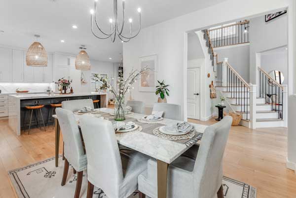 2205 Curtis Redondo dining room