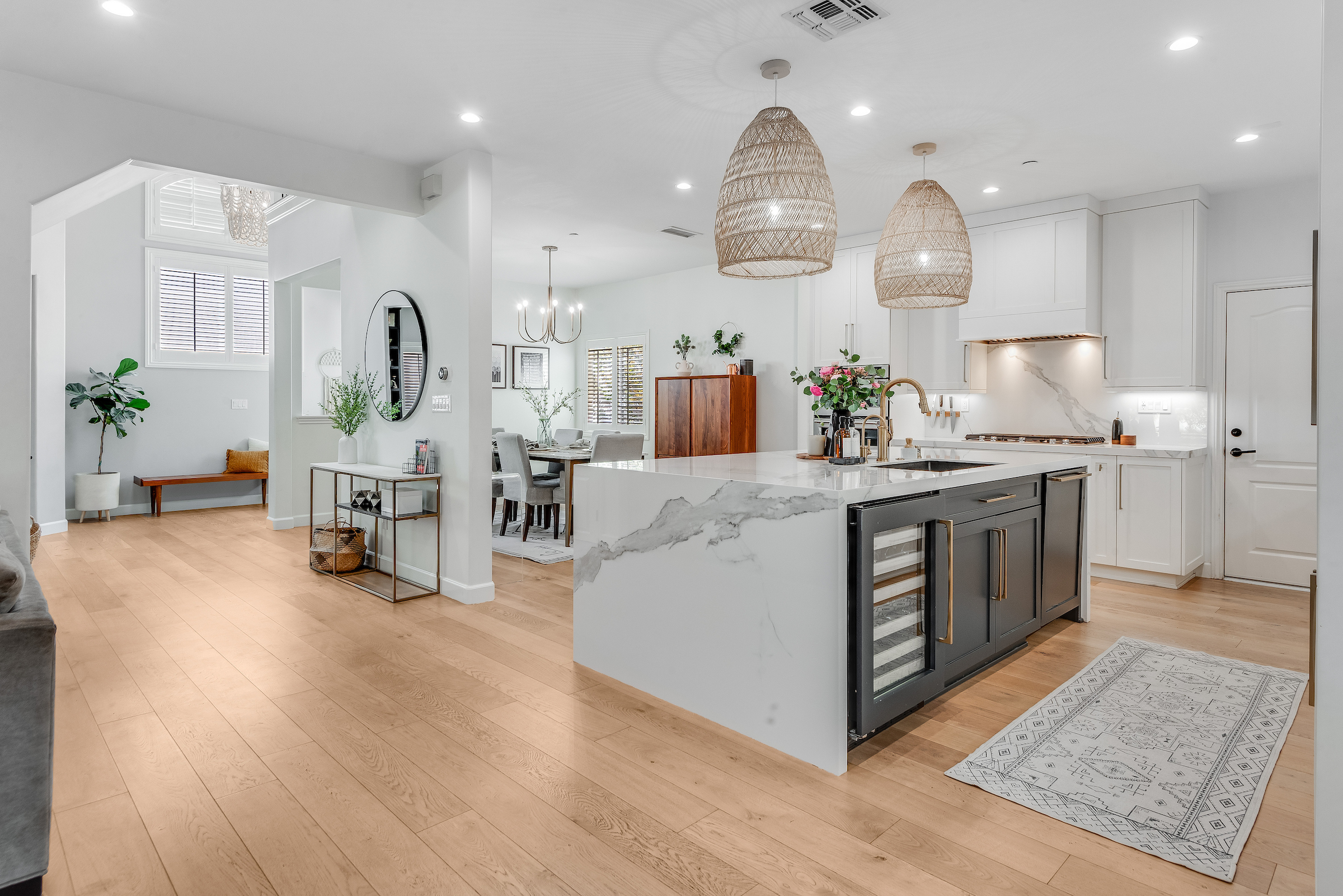 2225 Curtis Redondo Beach kitchen