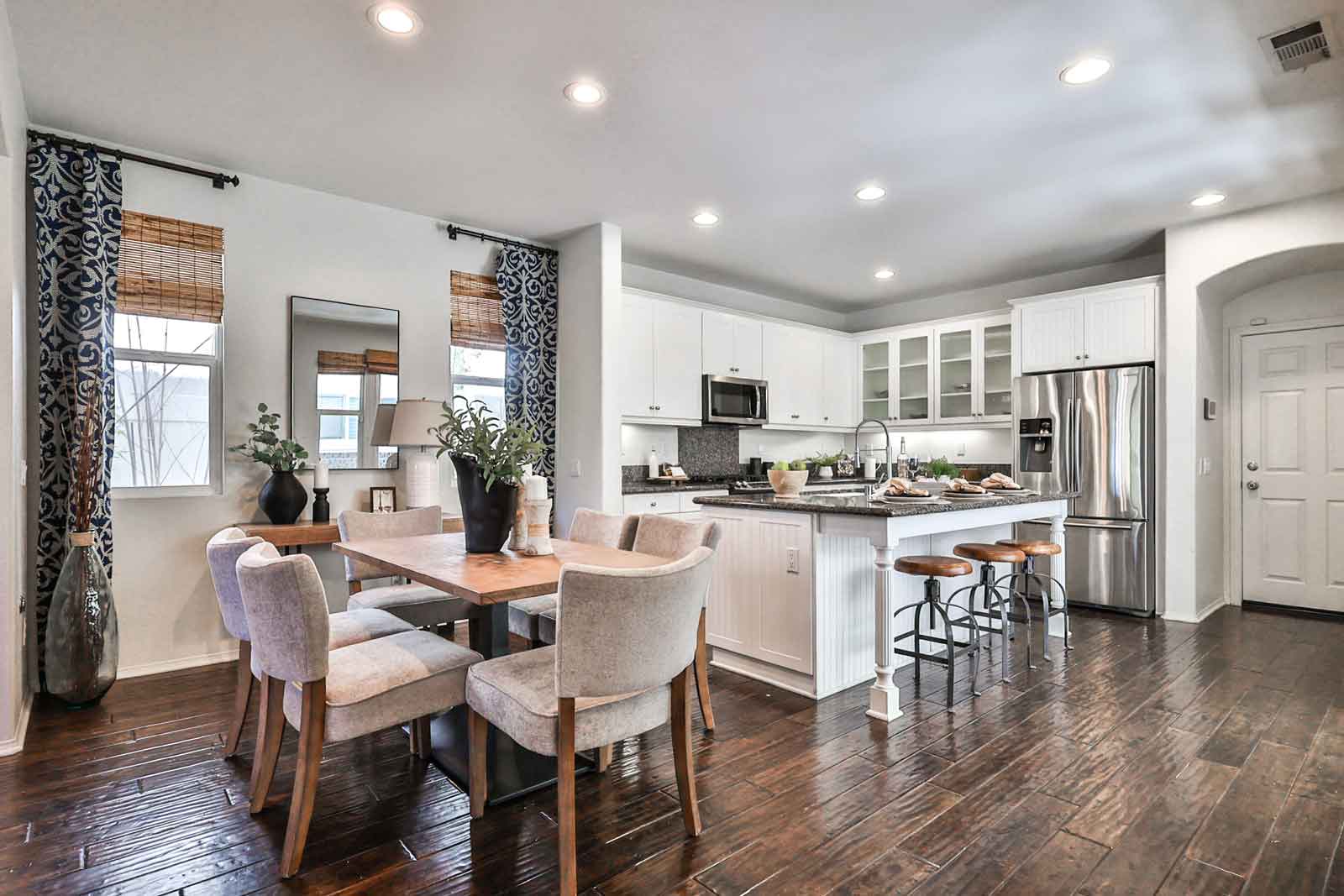 28814 S Lake Dr, Temecula, CA 92591